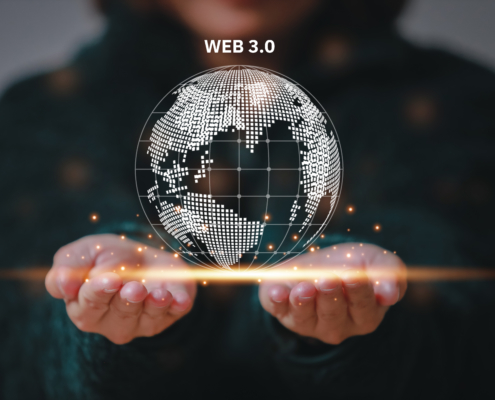 une mappemonde transparente est en lévitation au dessus des deux paumes de mains d'un humain : c'est une version 3.0 du web